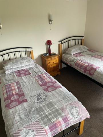 The Red Lion Great Offley Hotel Екстериор снимка